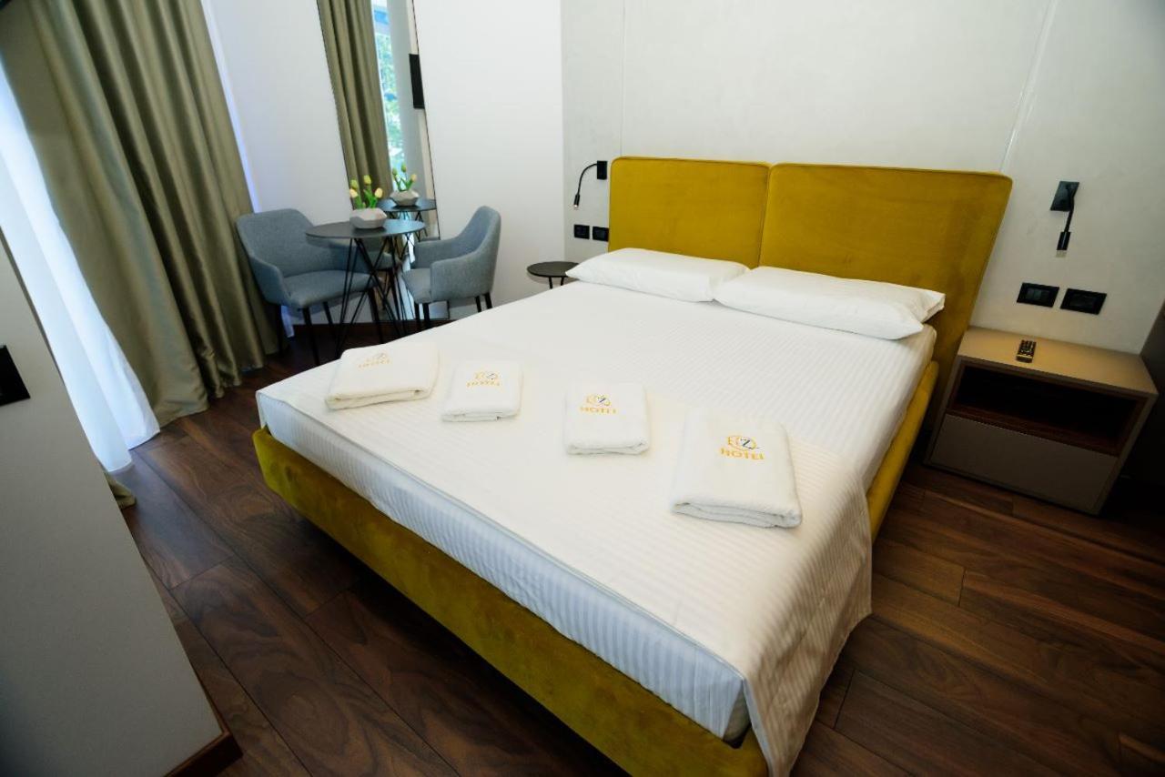 Hotel Zeneli Vlorë Eksteriør billede