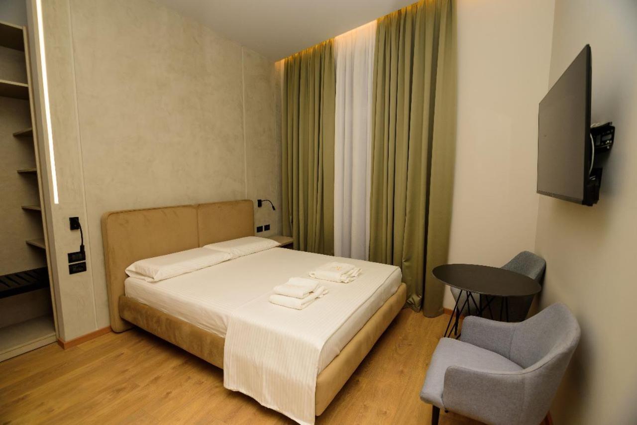 Hotel Zeneli Vlorë Eksteriør billede
